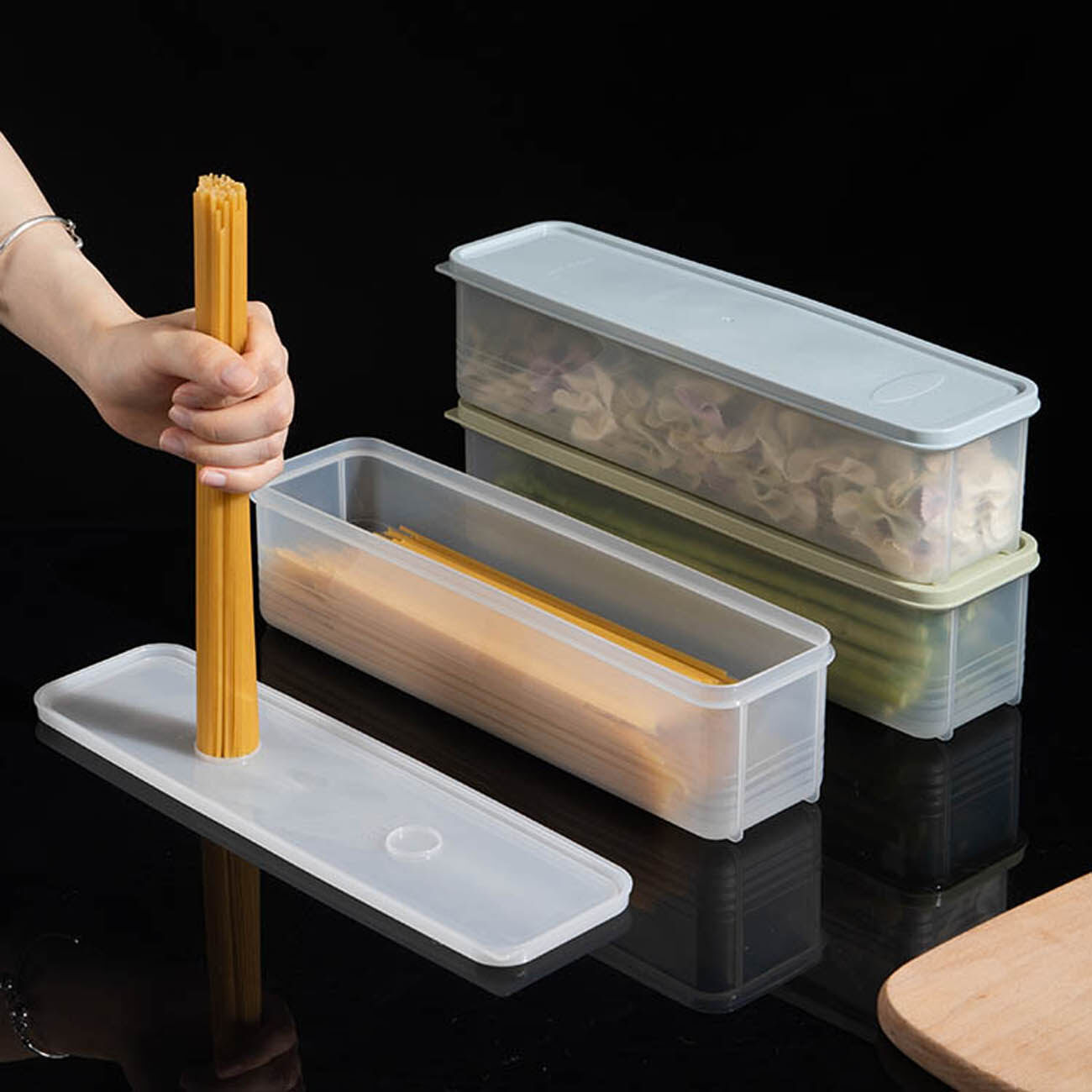 [CNMF Refrigerator Kitchen Food Grade Sealed Multigrain Noodle Fresh-keeping Box with Cover,Cnmf set of 1 Vietnamese plastic food container,]