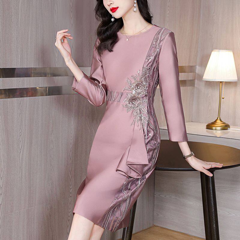 Autumn new middle -aged lady wedding banquet dress Mom dress noble and elegant dress temperament mid -length dress