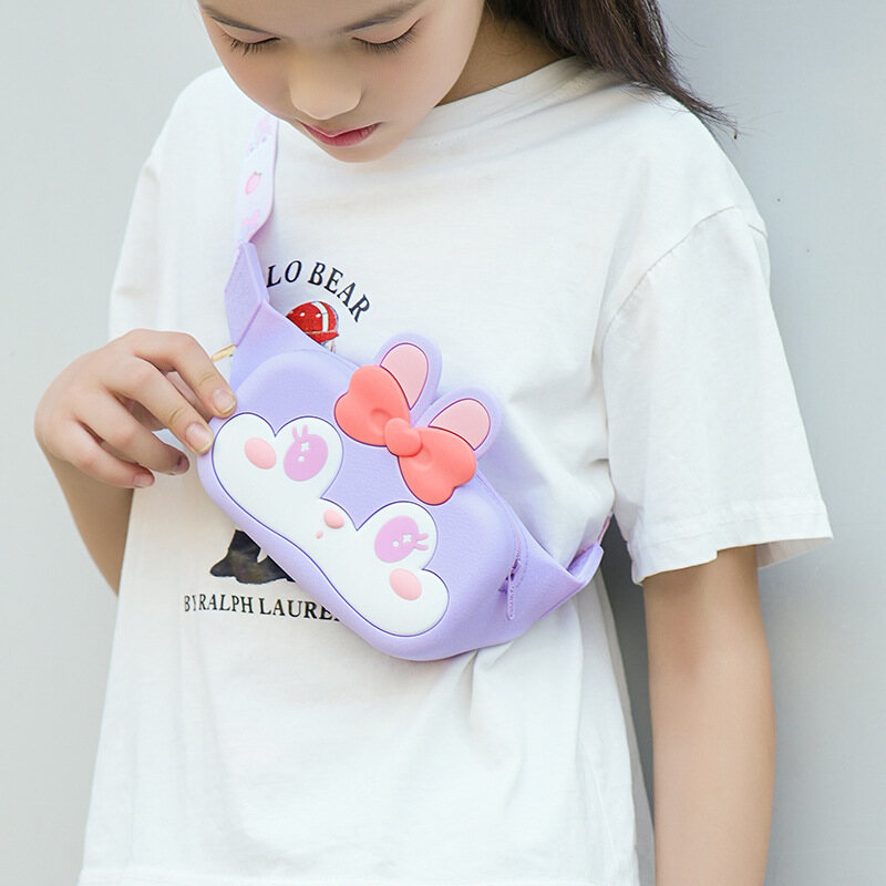 IP Cute Rabbit silicone chest pack cartoon student diagonal span pack Strawberry Bear children's pack