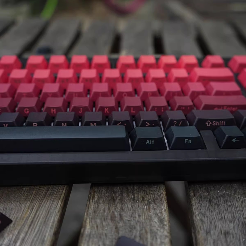 【Keycap Only】nắp phím chạm khắc đỏ đen cạnh Gradient nắp phím thăng hoa PBT hồ sơ anh đào 136 phím cho công tắc Cherry MX Bàn Phím Cơ keychron/RK61/gk61/Anne Pro 2