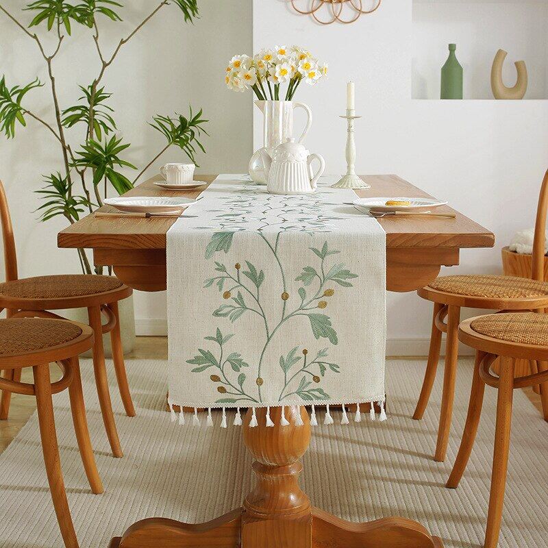 Classical Flowers Embroidered Table Runner Tea Table Leaves Tassels Cotton Tablecloth TV Cabinet /Home Decoration