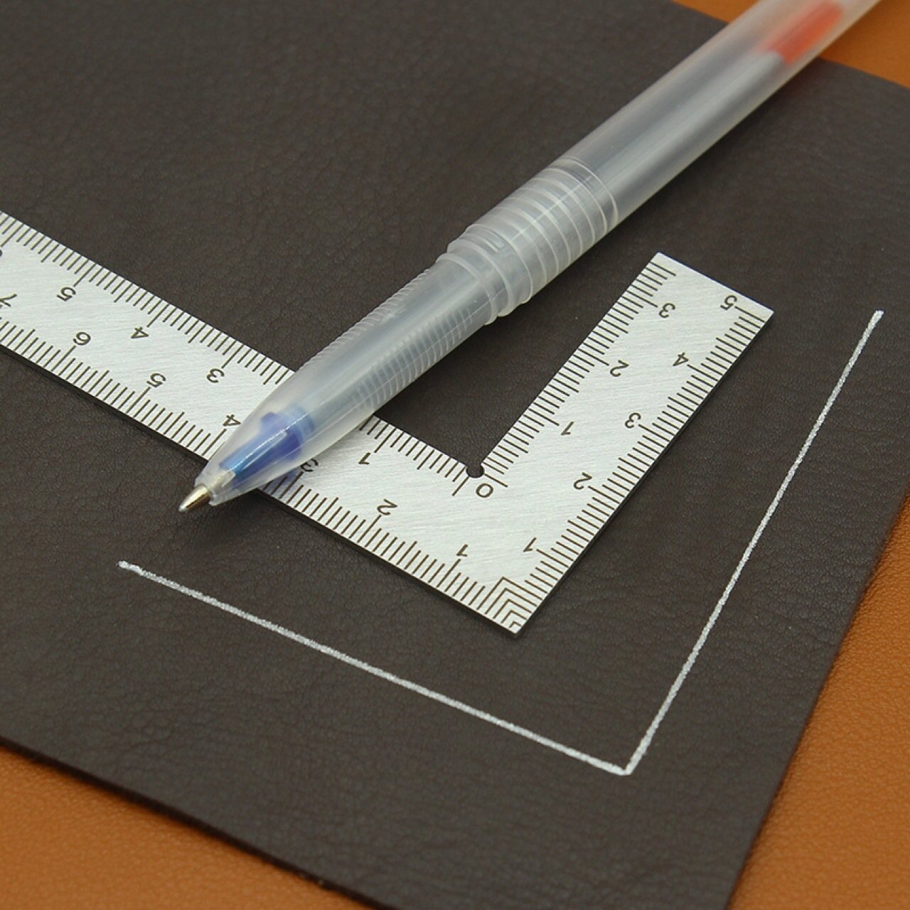 Carpenter Square Framing Square Square Tool Speed Square Multi-function Thickened Corner Ruler L-shaped Steel Ruler