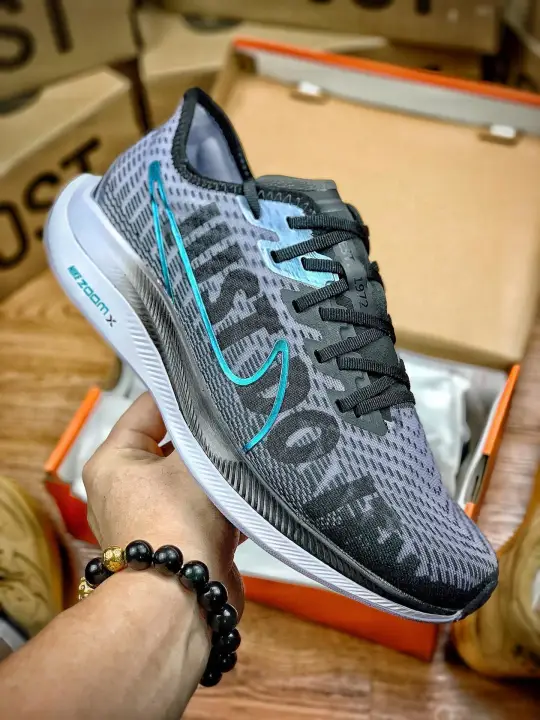 nike zoom original shoes price