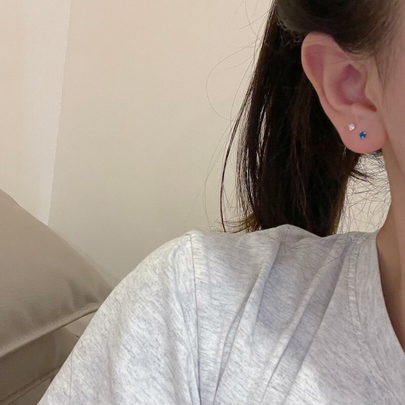 S925 Silver Super Flash Color Zircon Stud Earrings Simple Exquisite Mini Ear Bone Stud Accessories Gift