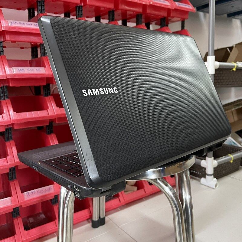 Samsung R530 - Intel Pentium T4500 / 2GB 4GB DDR3 RAM / 120GB SSD 320GB HDD Budget Laptop Notebook Murah Bajet Webcam Malaysia