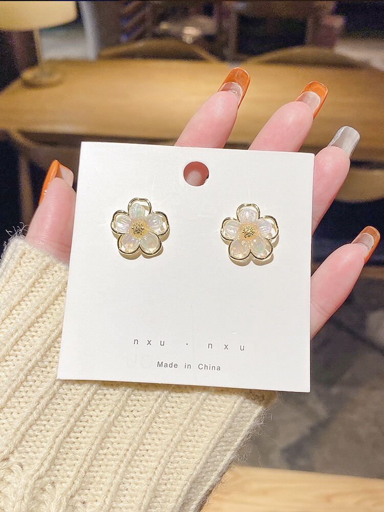 Korean High-end Flower Earrings