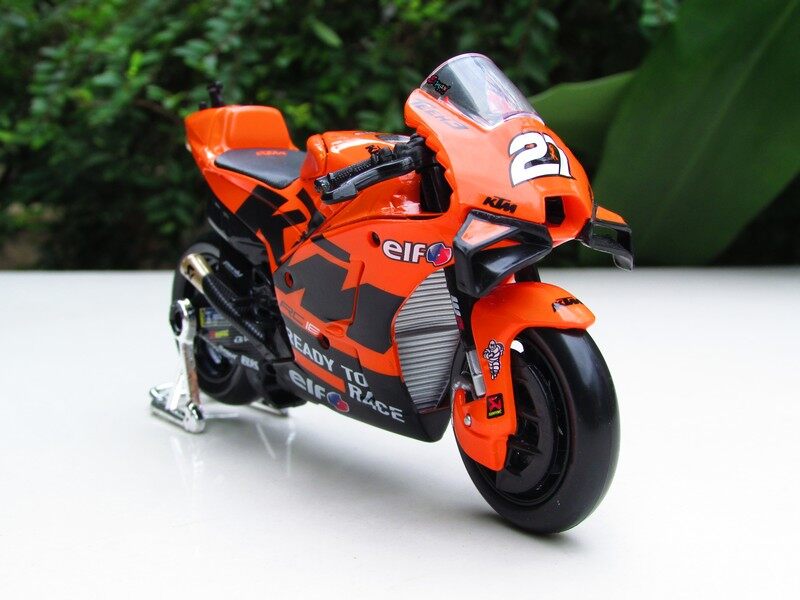 Maisto 1/18 NEW MOTOGP 2021 TECH 3 KTM RC16 FACTORY RACING Diecast  Motorcycles Bike 1:18 Diecast Motorcycles Bike | Lazada