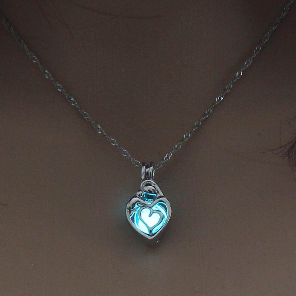 Glow in the Dark Fashion Women Love Heart-shaped Hollow Pendant Chain Necklace