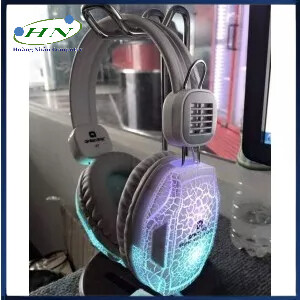 nghe QINLIAN A7 led đổi màu liên tục