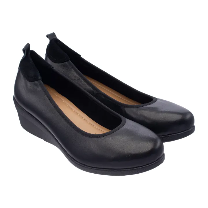 hush puppies wedge pumps