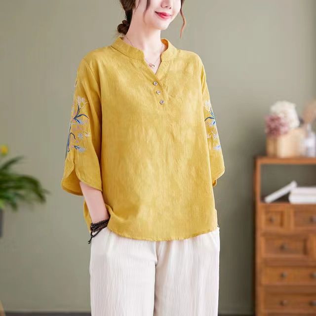 Top for Women Women's Cotton Linen Embroidery Top Chinese Linen New Shirt Summer Top Ethnic Women's Blouse