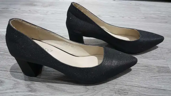 marc fisher zala pump