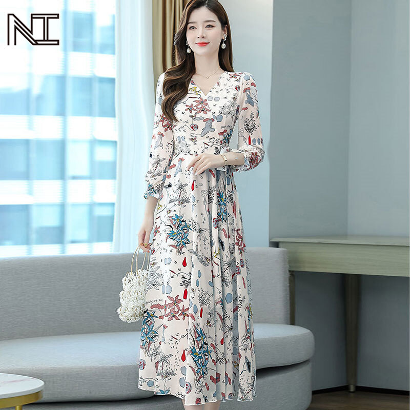 NI Dresses for women,Floral large swing skirt Slim fit flared sleeves V-neck middle-aged large size A-line skirt dress