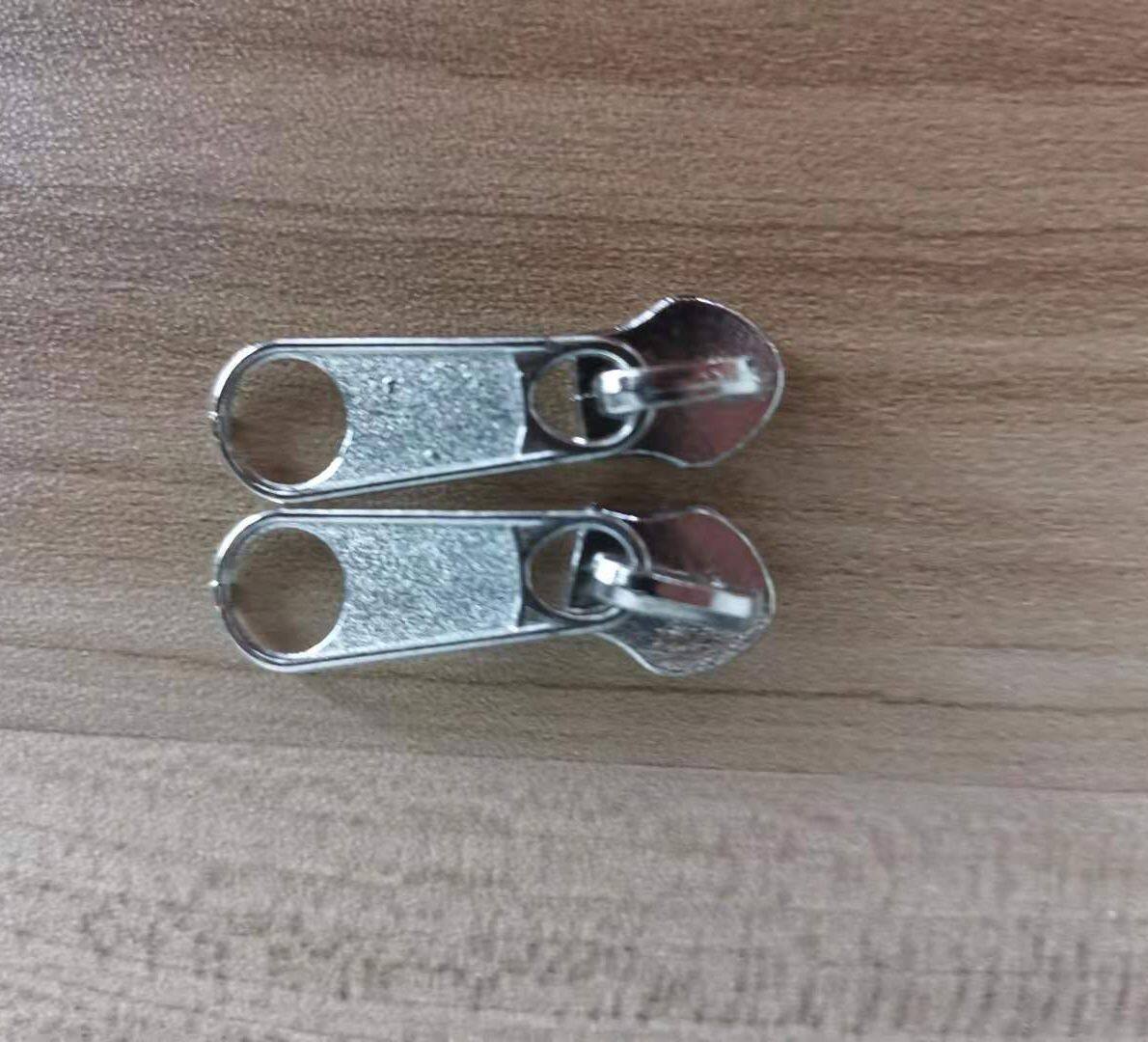 [ READY STOCK ] HIGH QUALITY 8 Slider Zipper Head Zip Kepala Zip Head