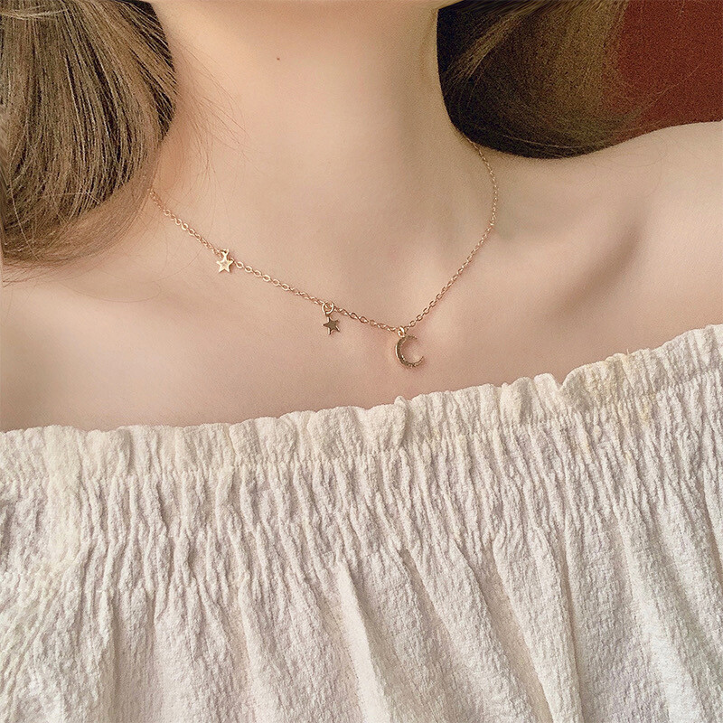 FJSL Ngôi sao thời trang mặt trăng vòng cổ nữ Chất liệu hợp kim chống dị ứng Chuỗi xương đòn INS Hàng nóng