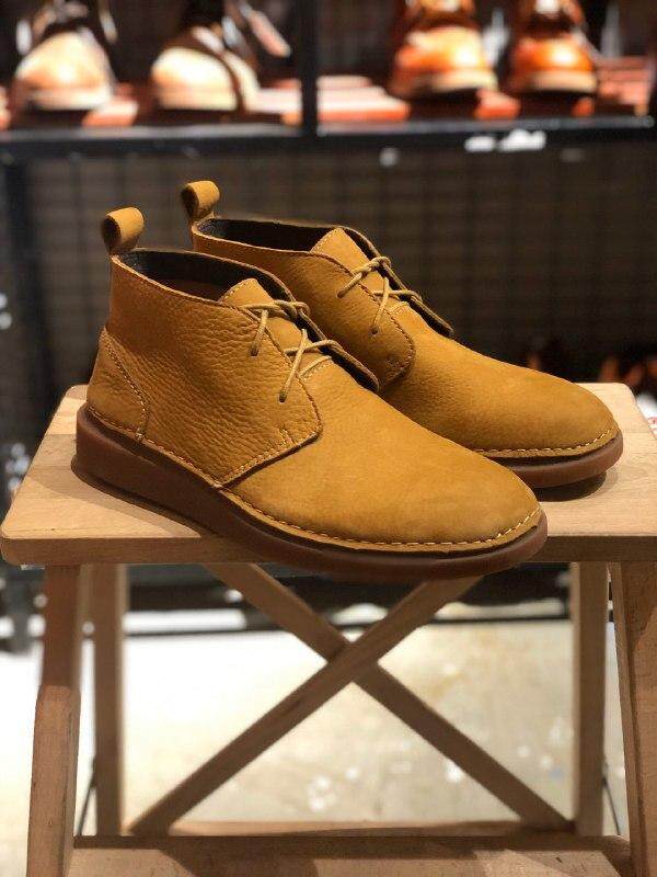 clarks desert boots sale cheap