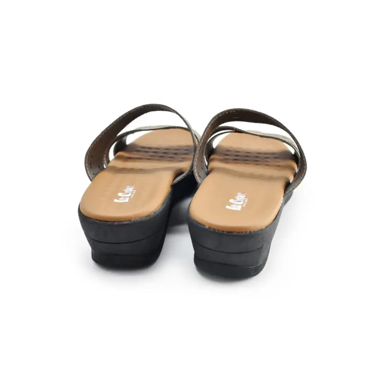 lee comfort sandals