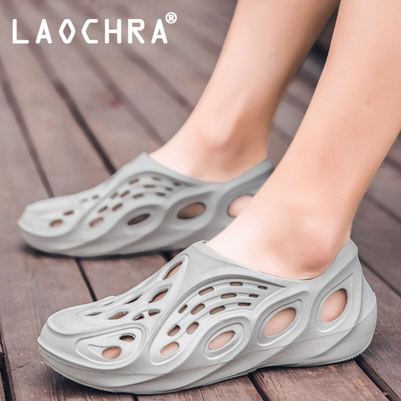 LAOCHRA Summer Sandals Men Korean Sandals Summer Outdoor Beach Shoes Men Slip On Garden Casual Water Shoes For Men