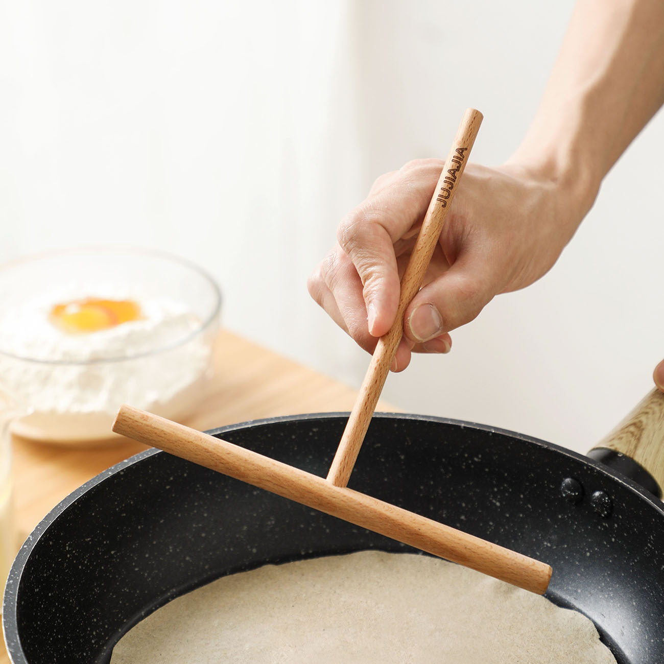 CNMF Pancake Making Kitchen Tool Household Cake Baking Tools Beech Pancake Egg Cakes Scraper Baking Accessories