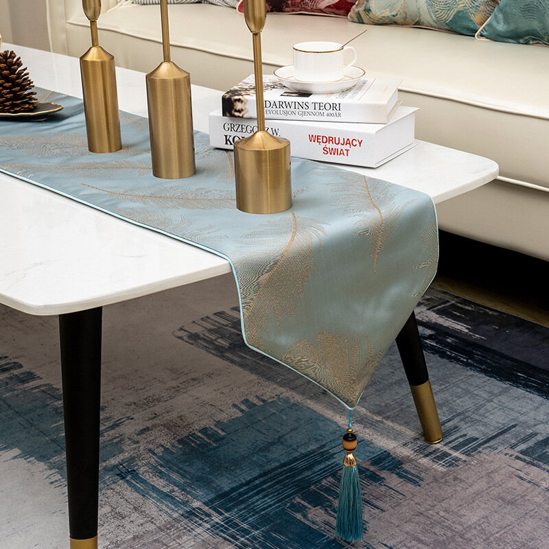Luxury Feather Jacquard High Precision Cloth Table Runner Wedding Party Tablecloth For Coffee/Tea Table Christmas Decoration Elegant Table Runner TV Cabinet Cover