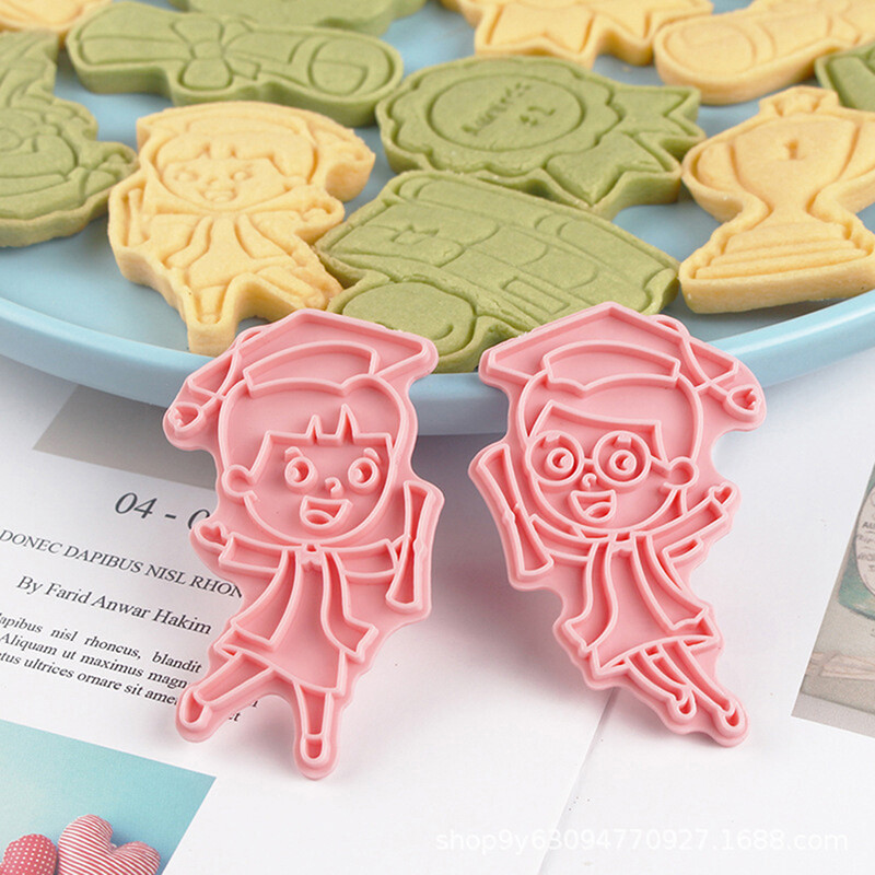 UG 8Pcs Congrats Graduation Cookie Cutter Biscuit Mold Press Plastic Cookie Mold