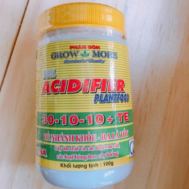 Growmore 30-10-10 Foliar Fertilizer (Promotes Budding, Green Leaves, and Thick Stems)