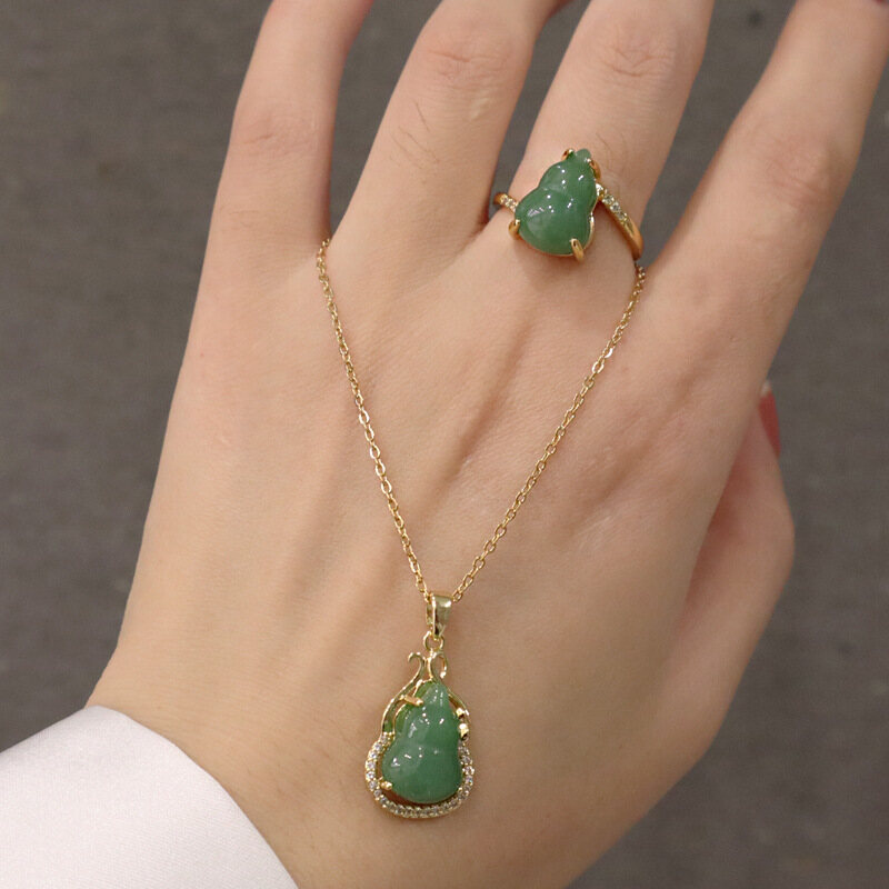 T-B Titanium Steel No Fading Gold Lucky Fortune Gourd Necklace Pendant Ring Set Female Green Crystal Light Luxury Clavicle Chain Accessories birthday gift jewelry