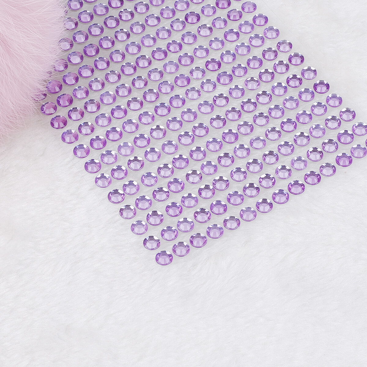 500pcs 6mm Self Adhesive Acrylic Rhinestone Sticker Tape Craft Glitter Gem Stickers for Nail Arts DIY Scrapbooking Decoration
