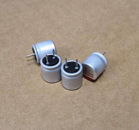 Métallique Shuxiang-Condensateurs 10pcs, Condensateur Tantalum, Type D, 2.5V / 4V Condensateur Tantale