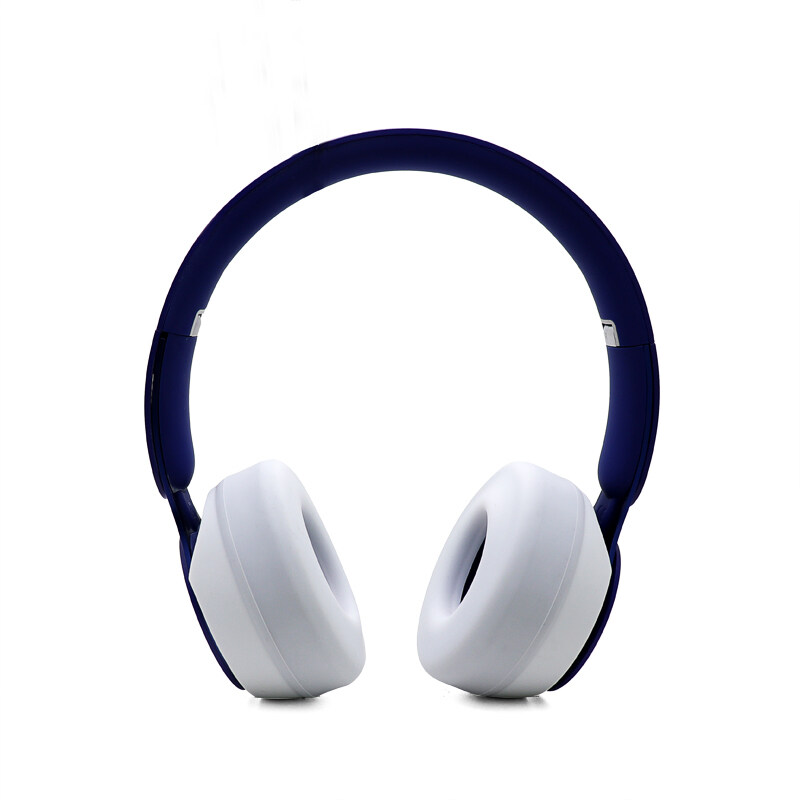beats solo pro sweat cover