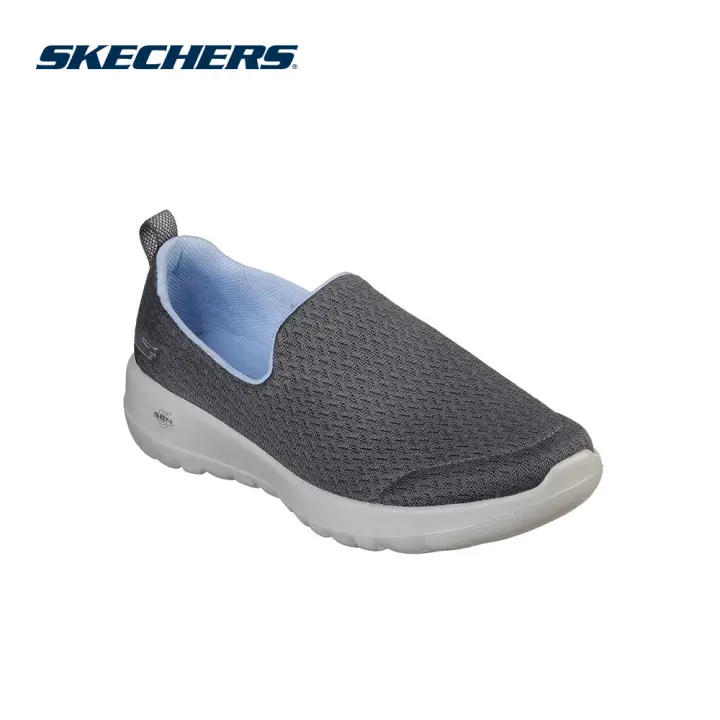 15635 skechers