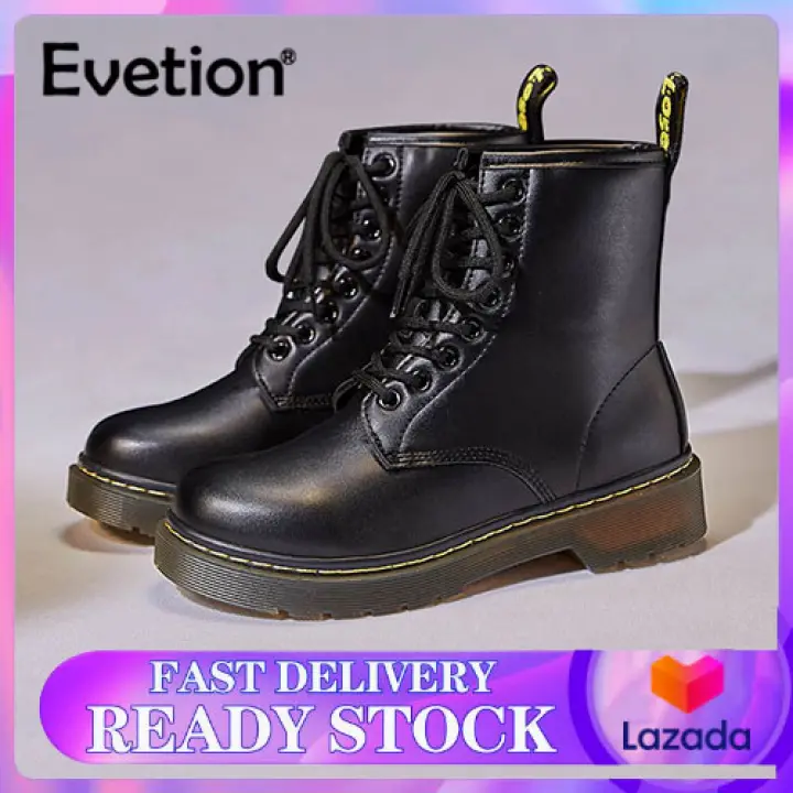 women's casual lace up martin boots