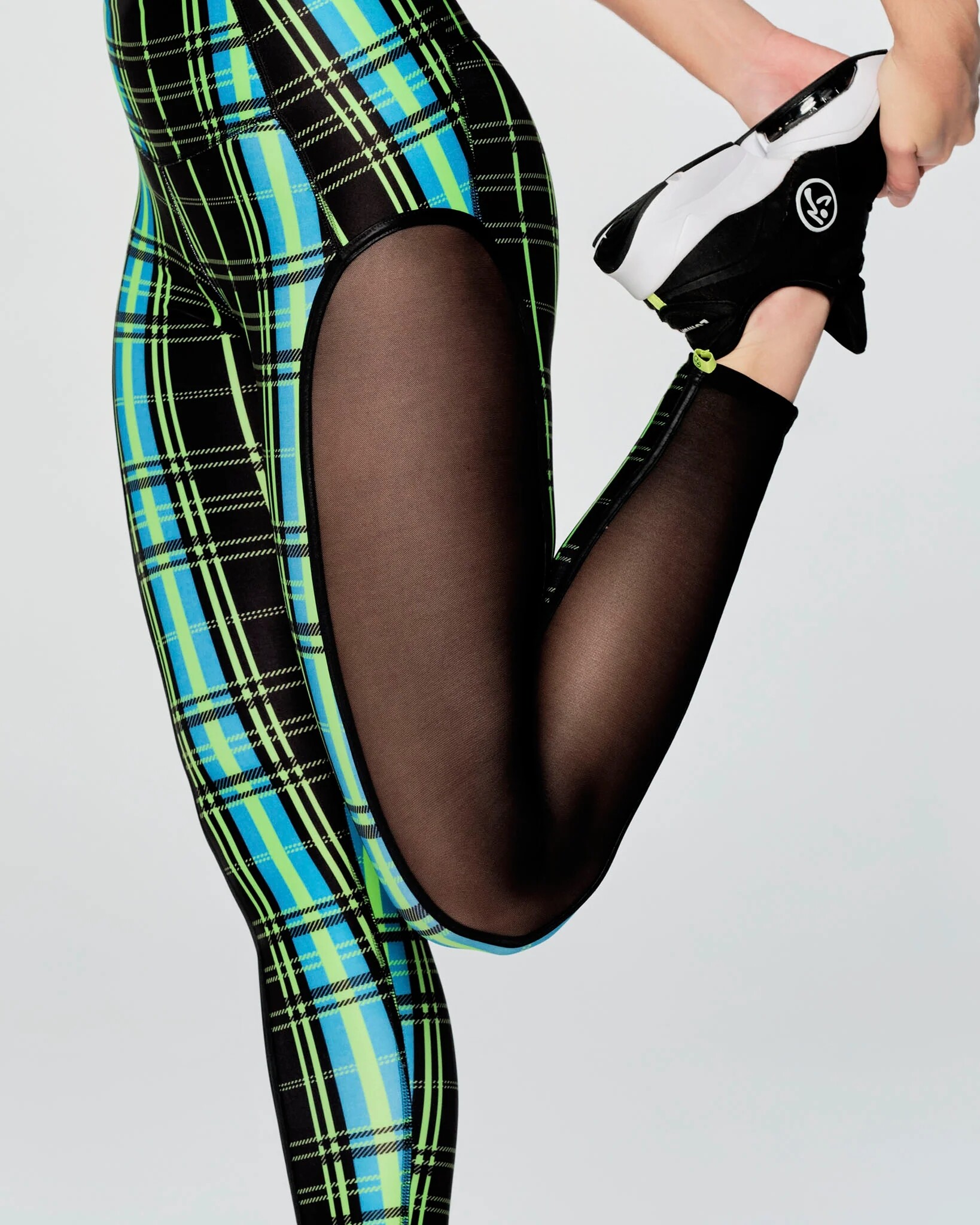 New Arrived  Zumba Love Snakeskin High Waisted Ankle Leggings Viva La Red Z1B00 0401