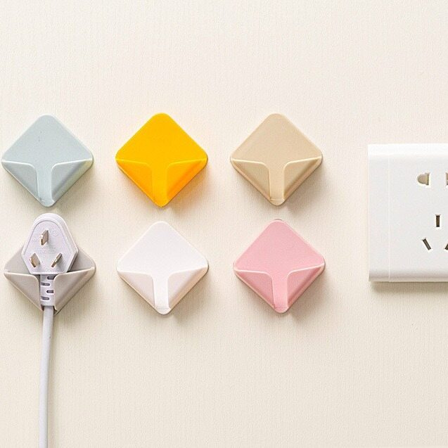 Creative Punch-free Power Cord Storage Rack Wall Storage Hooks Kitchen Plug Hooks Adhesive Hooks Power Socket Hanger Holder