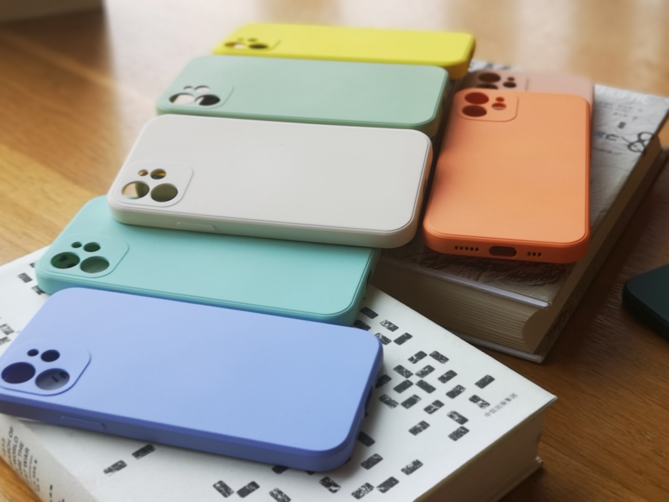 Luxury Liquid Silicone Phone Case For iPhone 14 Pro Max 13 Pro 12 Pro Max 11 Pro Shockproof Soft Back Cover Case For iPhone XS MAX XR XS