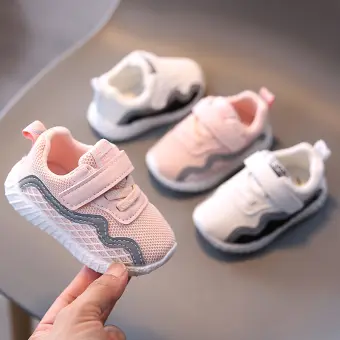 walking shoes for 1 year old