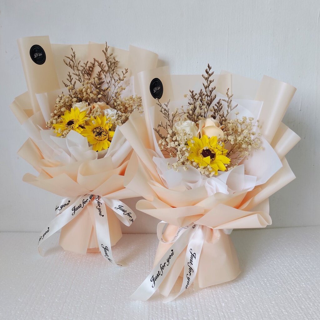 Soap Rose Sunflower + Preserved Baby Breath gypsophila flower bouquet ...