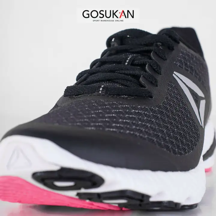 reebok sweet road se