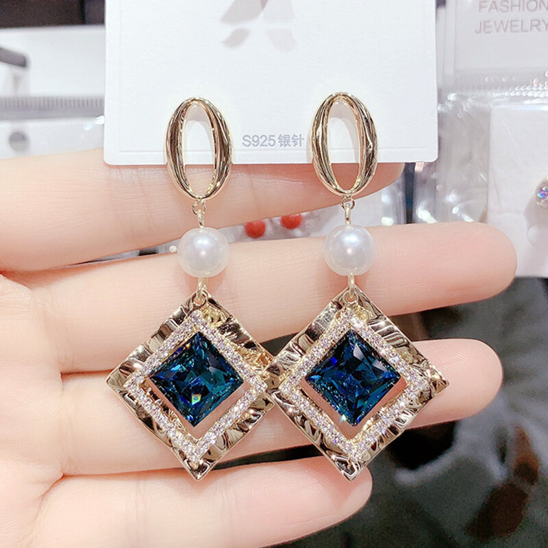 T-B Red geometric pearl rhombus long earrings women new high-end sense of diamond-studded crystal earrings