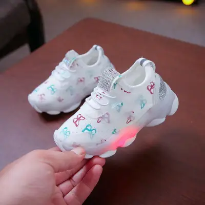 Children Casual Shoes for girls Baby Boys Shoes Breathable Anti-Slip LED Design Sneakers Girls Soft Soled Walking Shoes