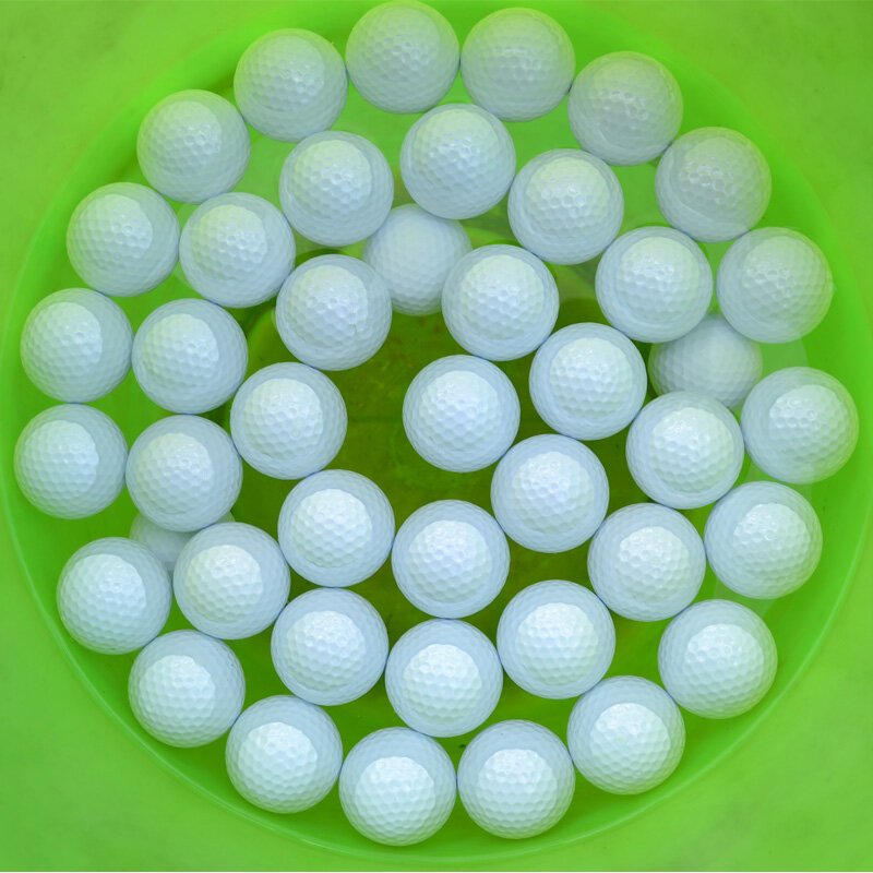Bóng golf nổi.