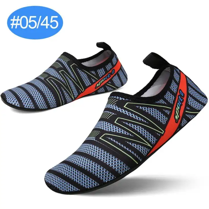 slip on water shoes