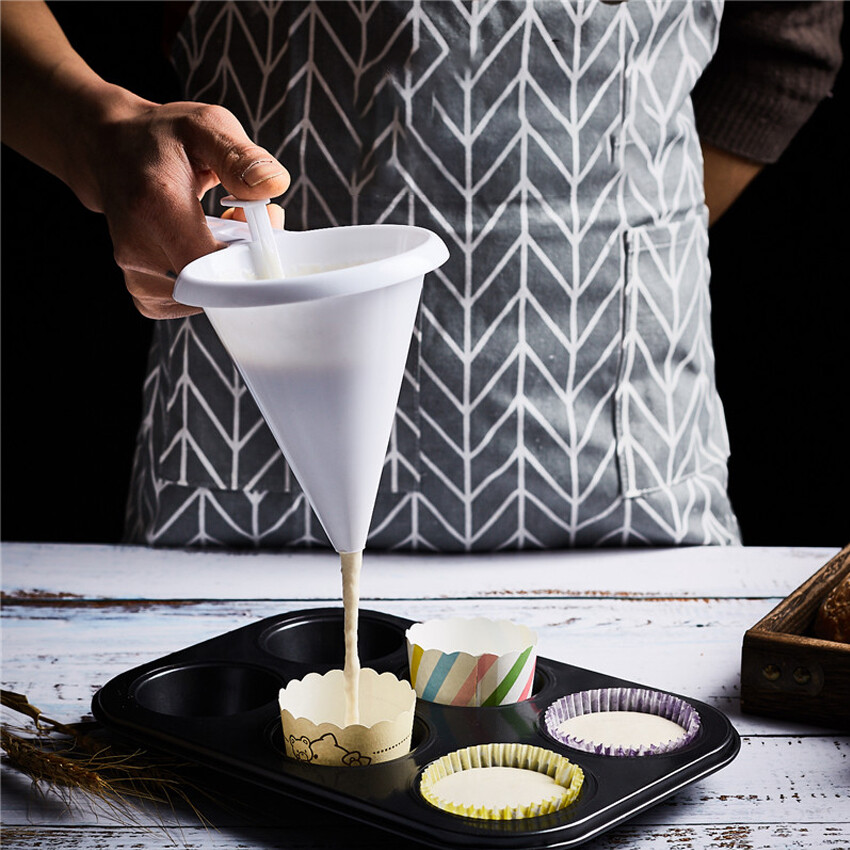 【Sẵn Hàng】dụng Cụ Làm Bánh Có Thể Điều Chỉnh Icing Candy Bếp Phễu Sô Cô La Pastry Phụ Kiện Batter Kem Cookie Cupcake Pancake