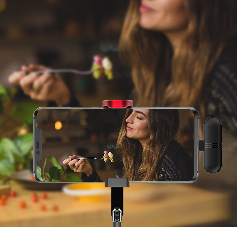 M23 One For Two Wireless Lavalier Microphone Mini Plug-Play Wireless Mic for YouTube Facebook Live Stream TikTok Video Recording Vlog
