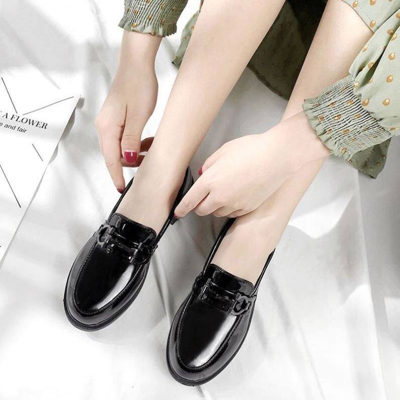Giày Da Nhỏ KJH816 Ins Giày Đơn Jk Phong Cách Đại Học Nhật Bản Mới 2020 Kiểu Dáng A Bàn Đạp Đế Bằng Phong Cách Anh Mùa Thu Và Mùa Đông Cổ Điển Cho Nữ giá rẻ