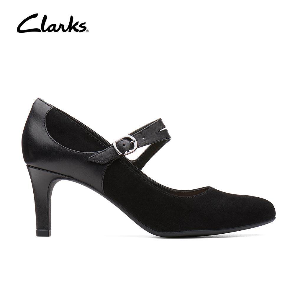 clarks shoes d fitting