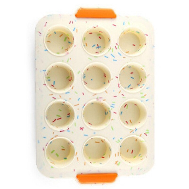 Non Stick 12 Hole Cake Mold Round Flat Bottom Muffin Cup Baking Tray