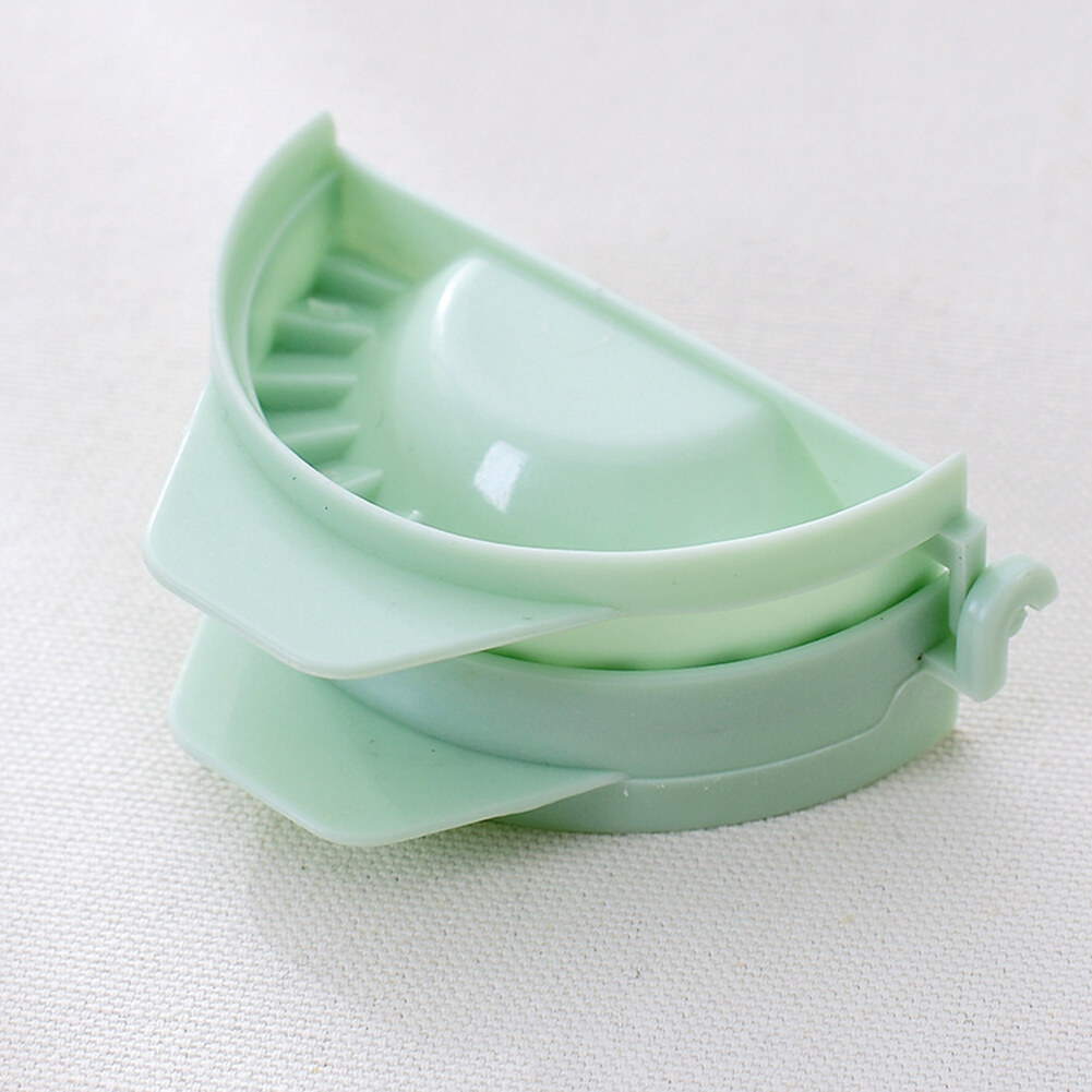 1Pcs Plastic DIY Dumpling Mould Dumpling Machine Equipment Dumpling Machine New Kitchen Tool Maker Equipment Easy Kitchen Bakeware