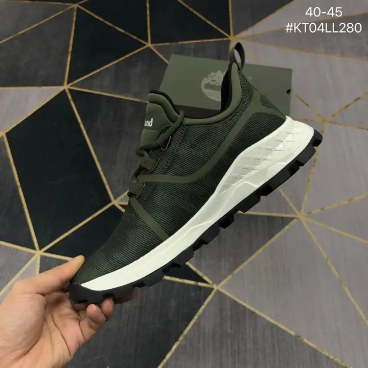 size 14 skate shoes 1 760 Machine Gun Kelly Rapper Photos and Premium High Res Pictures Getty Images size 14 skate shoes 1 760 Machine Gun Kelly Rapper Photos and Premium High Res Pictures Getty Images