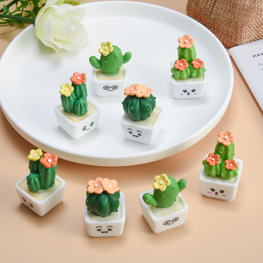 Simulation Cactus Fleshy Resin Mini Decorative Ornaments Office Desktop Computer Decoration Home Decoration